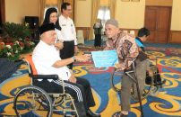 Ribuan Penyandang Disabilitas dan Yatim Terima Santunan Gubernur Kaltim