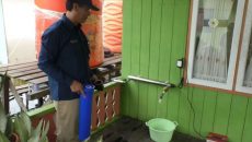 PKT Penuhi Air Bersih Warga Gusung Lewat Pemurnian Air Hujan