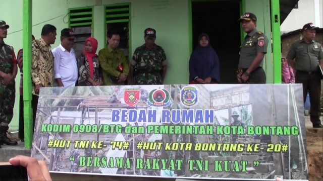 Bantu Warga, Kodim 0908/Btg dan Pemkot Bontang Bedah Rumah Kurang Layak Huni