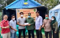 Rombongan DPRD Kutim Berikan Bantuan Kepada Korban Kebakaran Gang Kutai Indah