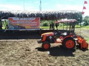 PKT Salurkan Bantuan Traktor Bagi Petani di Sarmi Papua