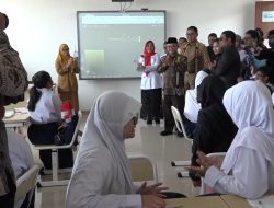 Mendasmen Sambangi Sekolah Terpadu Samarinda, Tinjau Implementasi Pembelajaran Dwibahasa