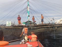 Kapal Berpenumpang 2 Orang Hanyut di Perairan Bontang Akibat Cuaca Buruk