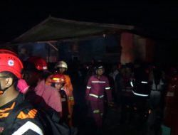 Kebakaran Hebat Hanguskan 3 Rumah di Samarinda