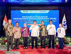 Wujudkan Hubungan Industrial Harmonis, Pupuk Kaltim dan SP KKPKT Resmi Teken PKB 2026–2028