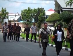 Belasan Pengacara Geruduk DPRD Kaltim, Desak Pembatalan SK TAGUPP 2026