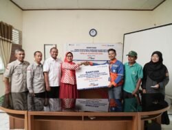 Pupuk Kaltim Salurkan Bantuan Rp100 Juta untuk Petani Terdampak Banjir di Kota Padang